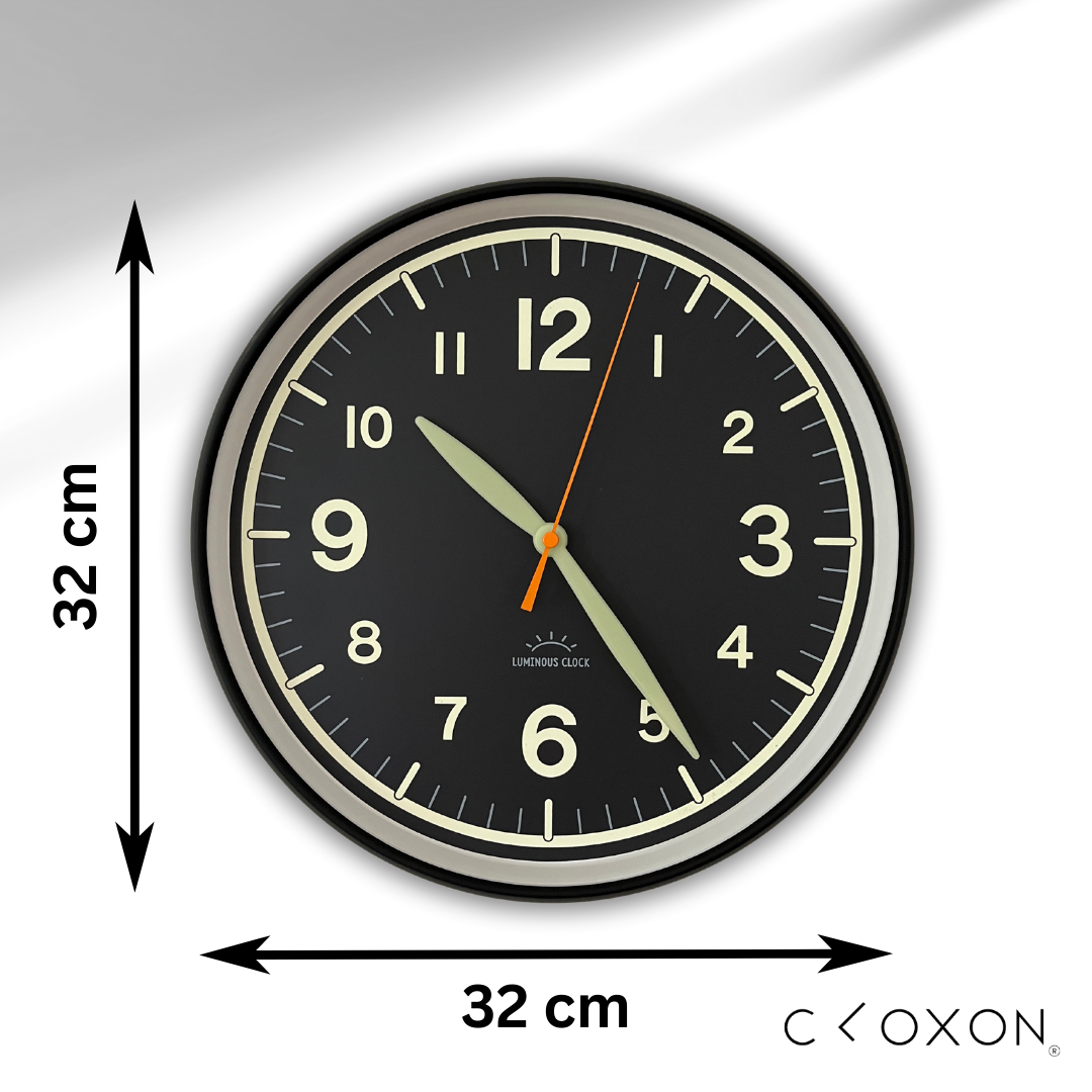 CLOXON Wanduhr 32 cm mit leuchtenden Zeigern